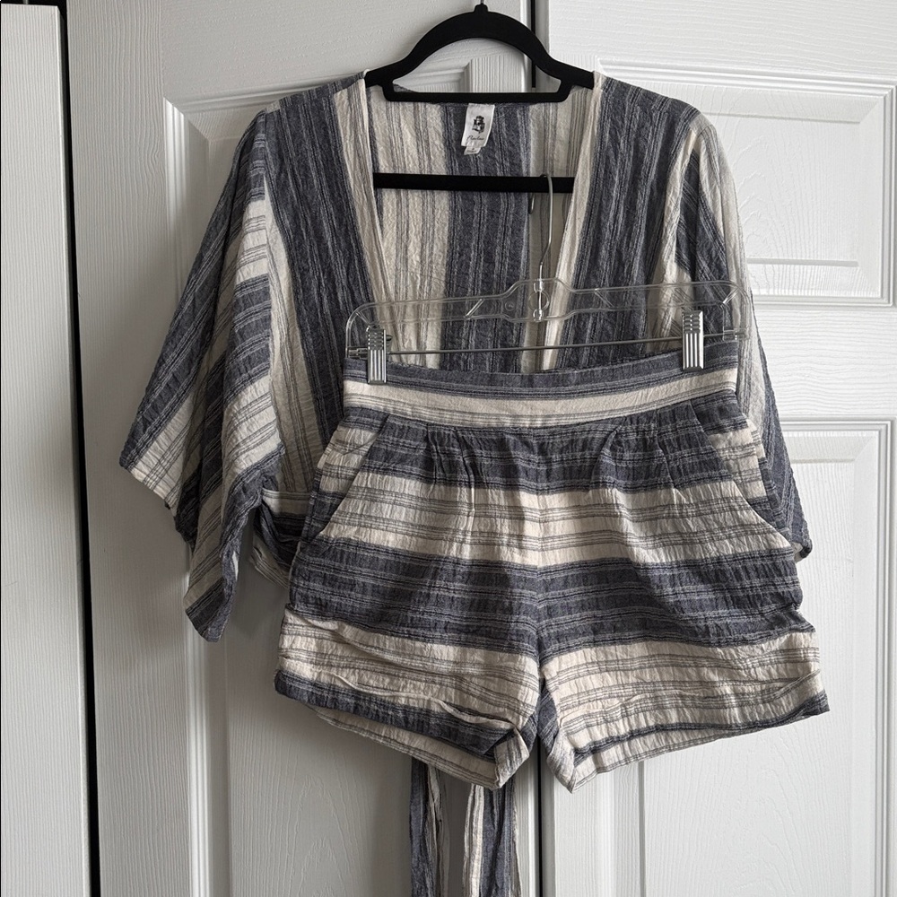 Striped Gray and White Crop Top Set